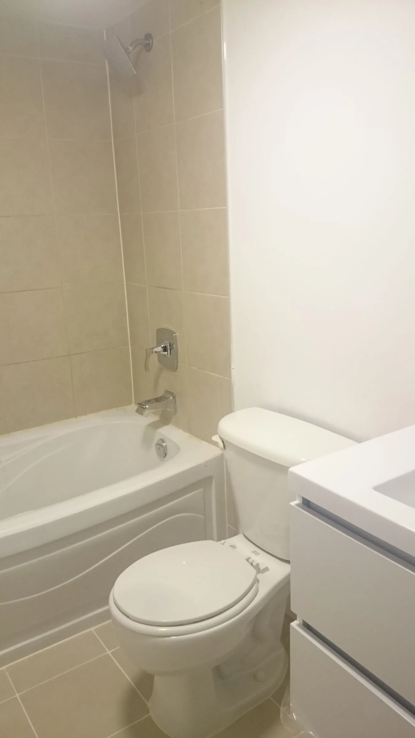 Condo bathroom, downtown Toronto, after